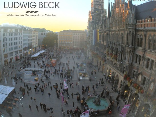 Munich Marienplatz Central Square