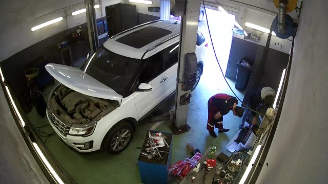 Krasnoyarsk Auto Service Yard