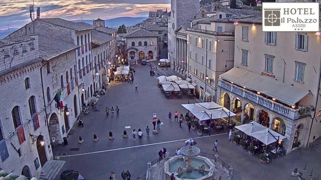 Assisi Piazza del Comune Square