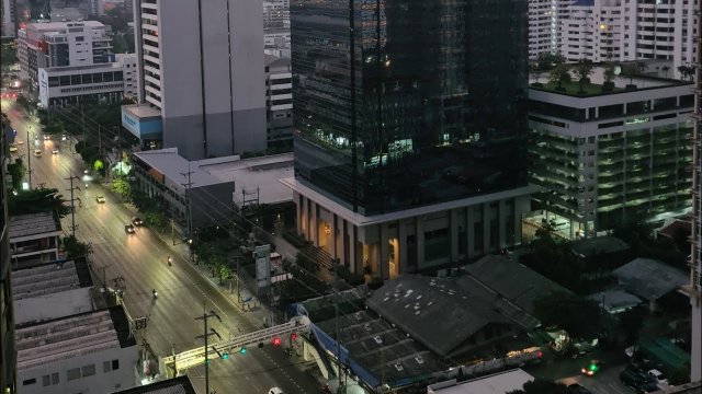 Petchaburi Road Bangkok Traffic