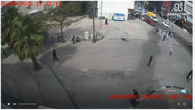 Arnavutköy Central Mosque Plaza